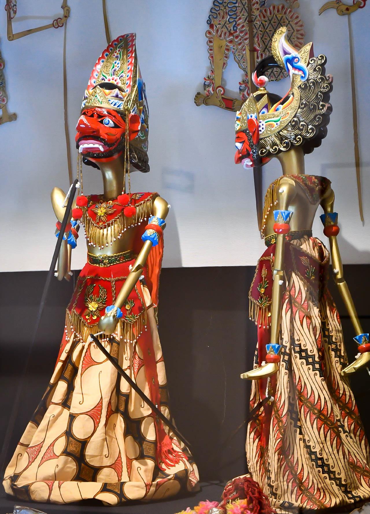 Títeres y marionetas de Indonesia - Museo internacional de títeres de Albaida